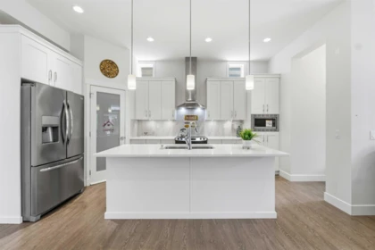 Breakfast Nook Photo of 15878 29a Avenue, Surrey, BC