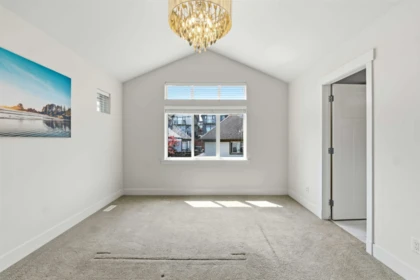 Entry Foyer Photo of 15878 29a Avenue, Surrey, BC