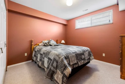 Basement Recreation Room Photo of 24 2988 Horn Street, Abbotsford, BC