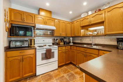 Kitchen Photo of 24 2988 Horn Street, Abbotsford, BC