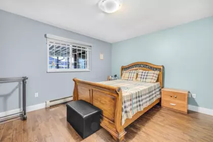 Basement Recreation Room Photo of 12432 75 Avenue, Surrey, BC