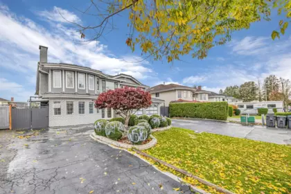 12432 75 Avenue, Surrey, BC, Surrey — Single Family Residence for sale