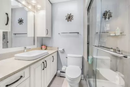 Powder Room Photo of 12432 75 Avenue, Surrey, BC