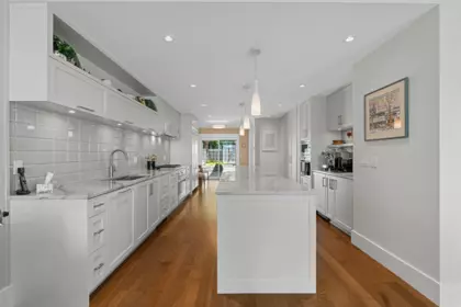Breakfast Nook Photo of 2 5402 West Vista Court, West Vancouver, BC