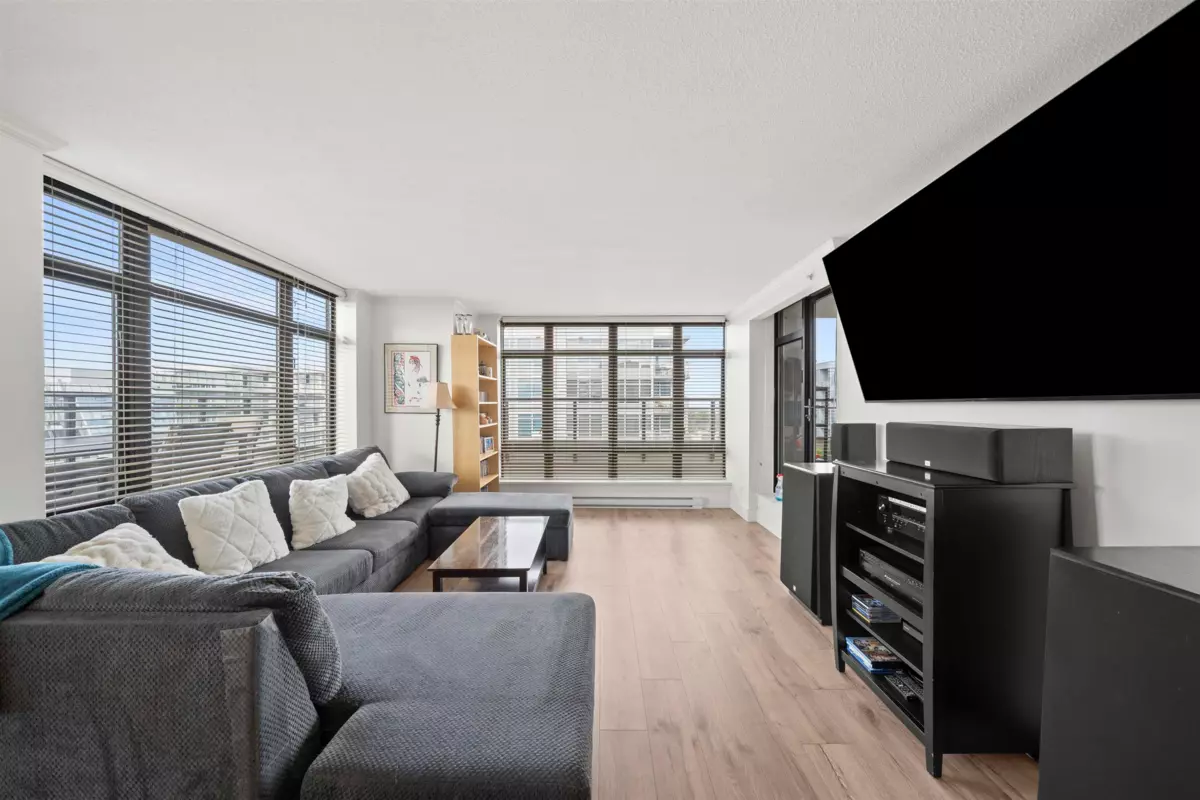 Family Room Photo of 1703 6351 Buswell Street, Richmond, BC