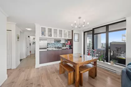 1703 6351 Buswell Street, Richmond, BC, Richmond — Apartment/Condo for sale