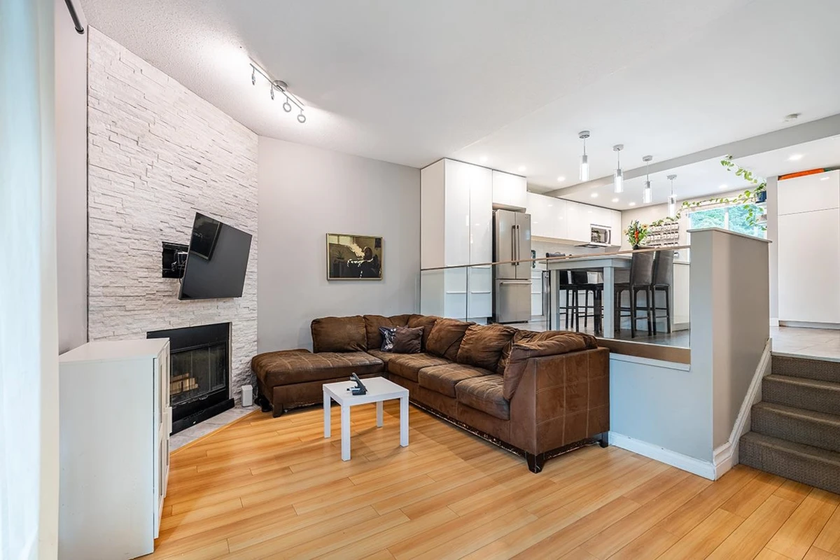 Living Room Photo of 46 1240 Falcon Drive, Coquitlam, BC