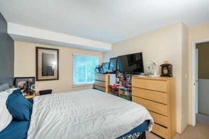 Guest Bathroom Photo of 46 1240 Falcon Drive, Coquitlam, BC