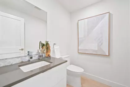 Mudroom Photo of 2508 Nelson Avenue, West Vancouver, BC