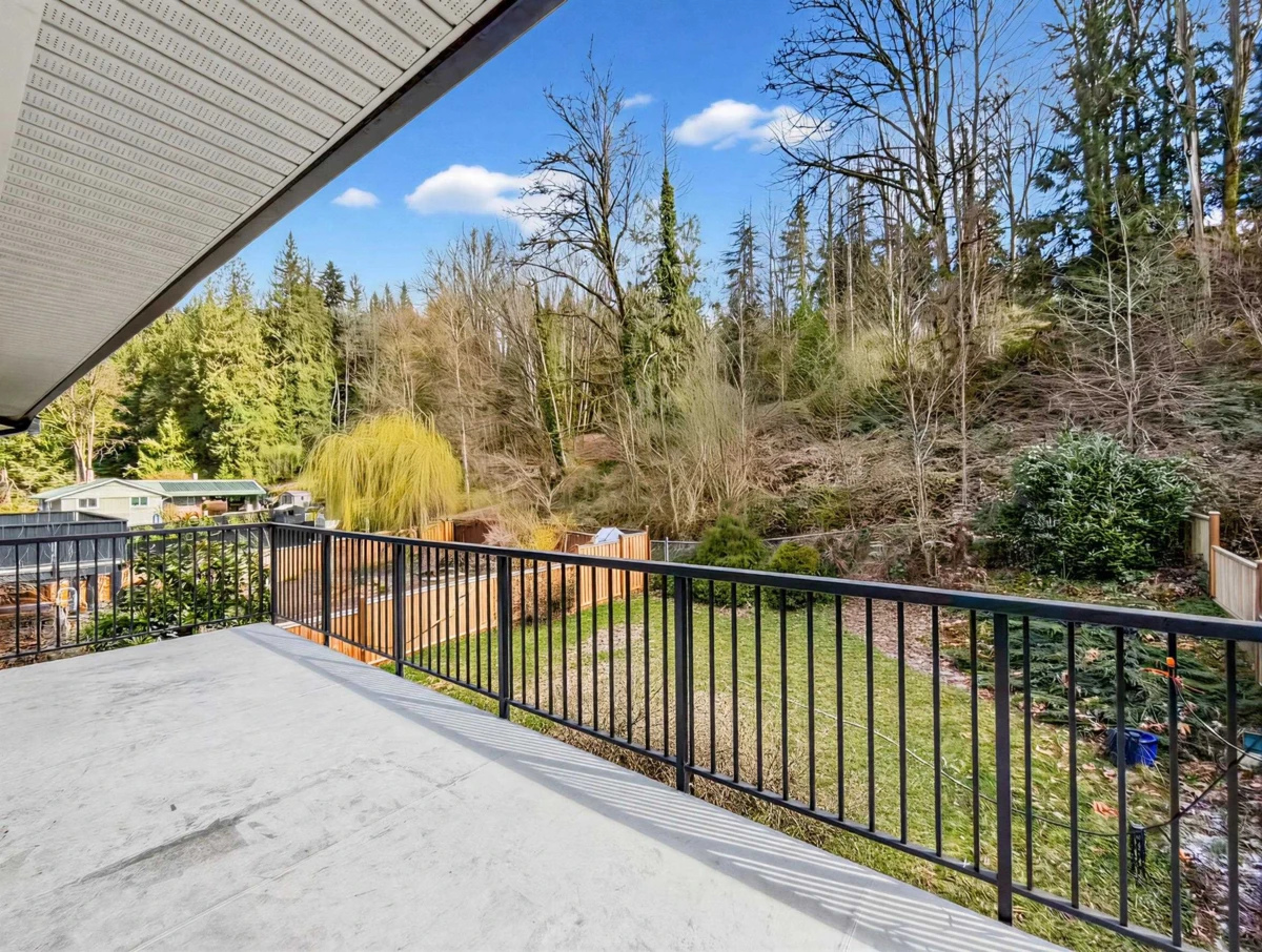 Family Room Photo of 13890 232 Street, Maple Ridge, BC