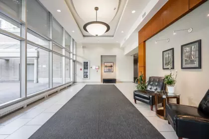 1906 4388 Buchanan Street, Burnaby, BC, Burnaby — Apartment/Condo for sale