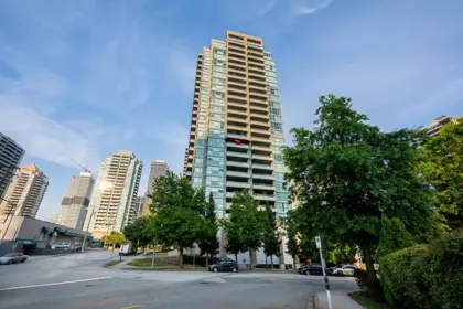 1906 4388 Buchanan Street, Burnaby, BC, Burnaby — Apartment/Condo for sale
