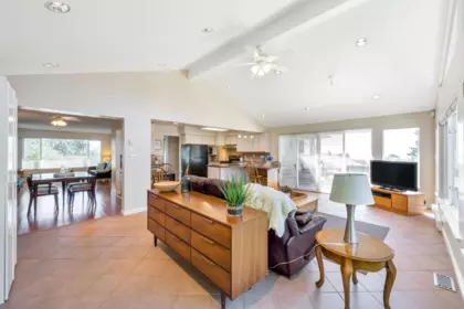 Breakfast Nook Photo of 10601 Hermosa Drive, Delta, BC