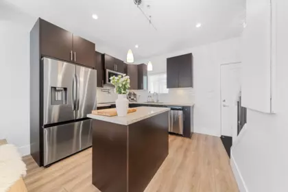223 368 Ellesmere Avenue, Burnaby, BC, Burnaby — Townhouse for sale