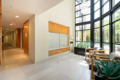 Entry Foyer Photo of 419 5928 Birney Avenue, Vancouver, BC