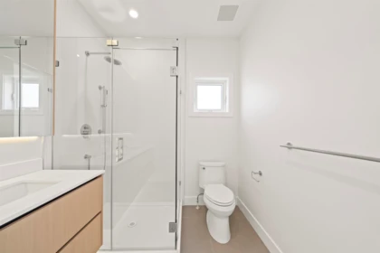 Guest Bathroom Photo of 6726 Francis Road, Richmond, BC