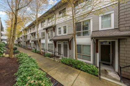 96 6671 121 Street, Surrey, BC, Surrey — Townhouse for sale