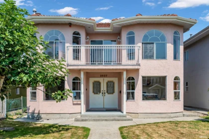 3957 Spruce Street, Burnaby, BC, Burnaby — Single Family Residence for sale
