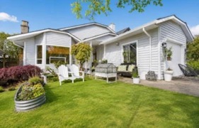 875 Porteau Place, North Vancouver, BC