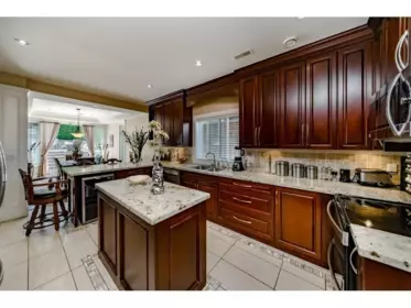 Primary Bathroom Photo of 5955 Forglen Drive, Burnaby, BC