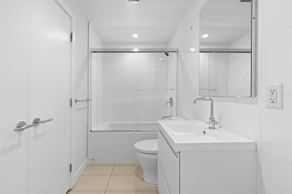 Powder Room Photo of 2105 1133 Hornby Street, Vancouver, BC