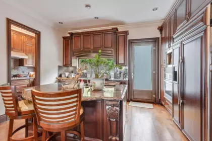 Breakfast Nook Photo of 7282 Ridge Drive, Burnaby, BC