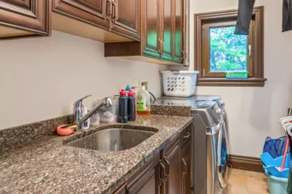 Guest Bathroom Photo of 7282 Ridge Drive, Burnaby, BC