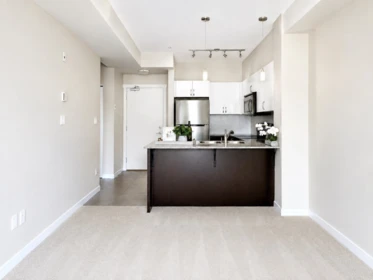 Kitchen Photo of 425 13789 107a Avenue, Surrey, BC