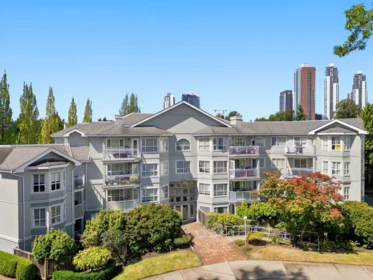 309 13939 Laurel Drive, Surrey, BC, Surrey — Apartment/Condo for sale