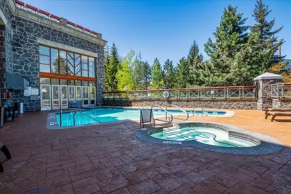 Garden / Landscaping Photo of 871/872 4090 Whistler Way, Whistler, BC
