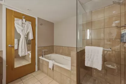 Guest Bathroom Photo of 871/872 4090 Whistler Way, Whistler, BC