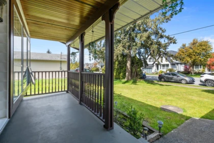 16954 60 Avenue, Surrey, BC, Surrey — Single Family Residence for sale