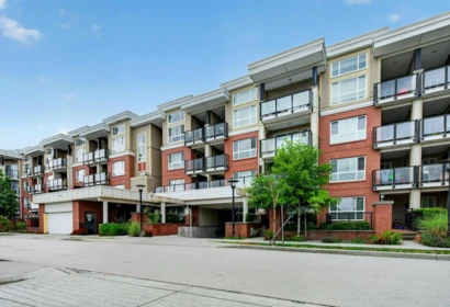204 10688 140 Street, Surrey, BC, Surrey — Apartment/Condo for sale