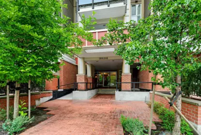 Hot Tub / Spa Photo of 204 10688 140 Street, Surrey, BC