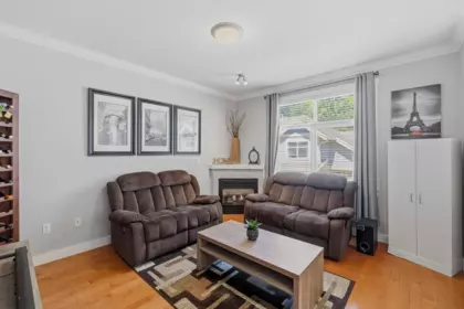 Office / Den Photo of 16 15255 36 Avenue, Surrey, BC