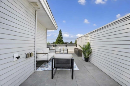 Hot Tub / Spa Photo of 20 16337 23a Avenue, Surrey, BC