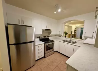 212 3600 Windcrest Drive, North Vancouver, BC, North Vancouver — Apartment/Condo for sale