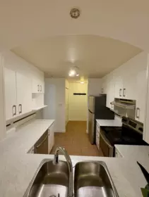 212 3600 Windcrest Drive, North Vancouver, BC, North Vancouver — Apartment/Condo for sale