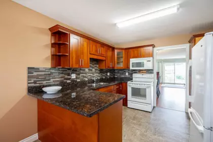 Pantry Photo of 12 32615 Murray Avenue, Abbotsford, BC