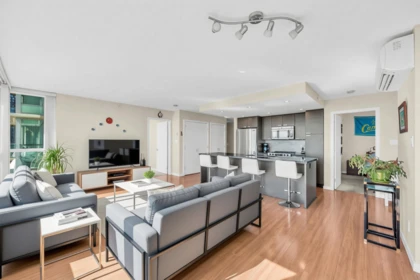 1503 2200 Douglas Road, Burnaby, BC, Burnaby — Apartment/Condo for sale
