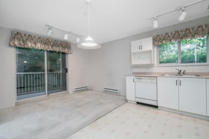 Powder Room Photo of 209 2963 Nelson Place, Abbotsford, BC