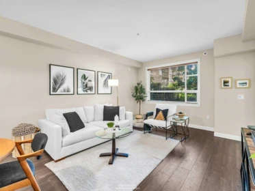 Breakfast Nook Photo of 109 14588 Mcdougall Drive, White Rock, BC