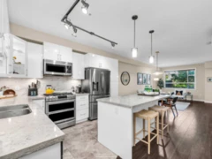 109 14588 Mcdougall Drive, White Rock, BC