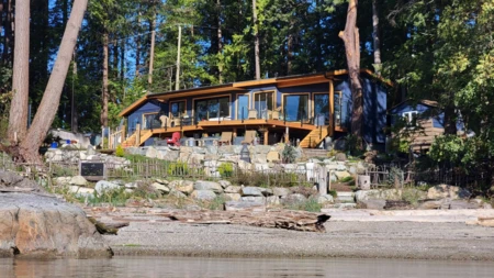 9219 Hydaway Road, Halfmoon Bay, BC, Halfmoon Bay — Single Family Residence for sale