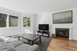 405 9880 Manchester Drive, Burnaby, BC