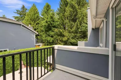 Hot Tub / Spa Photo of 2 10094 154 Street, Surrey, BC
