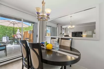 Office / Den Photo of 2 10094 154 Street, Surrey, BC