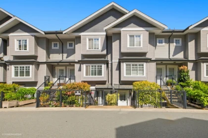 11 11255 132 Street, Surrey, BC, Surrey — Townhouse for sale