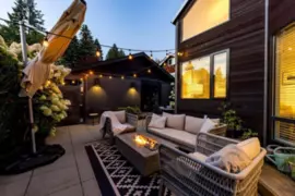 126 E St. James Road, North Vancouver, BC