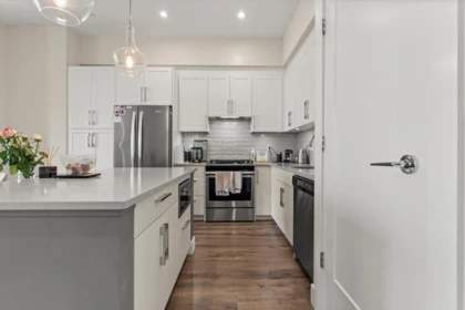 Kitchen Photo of 606 32838 Ventura Avenue, Abbotsford, BC